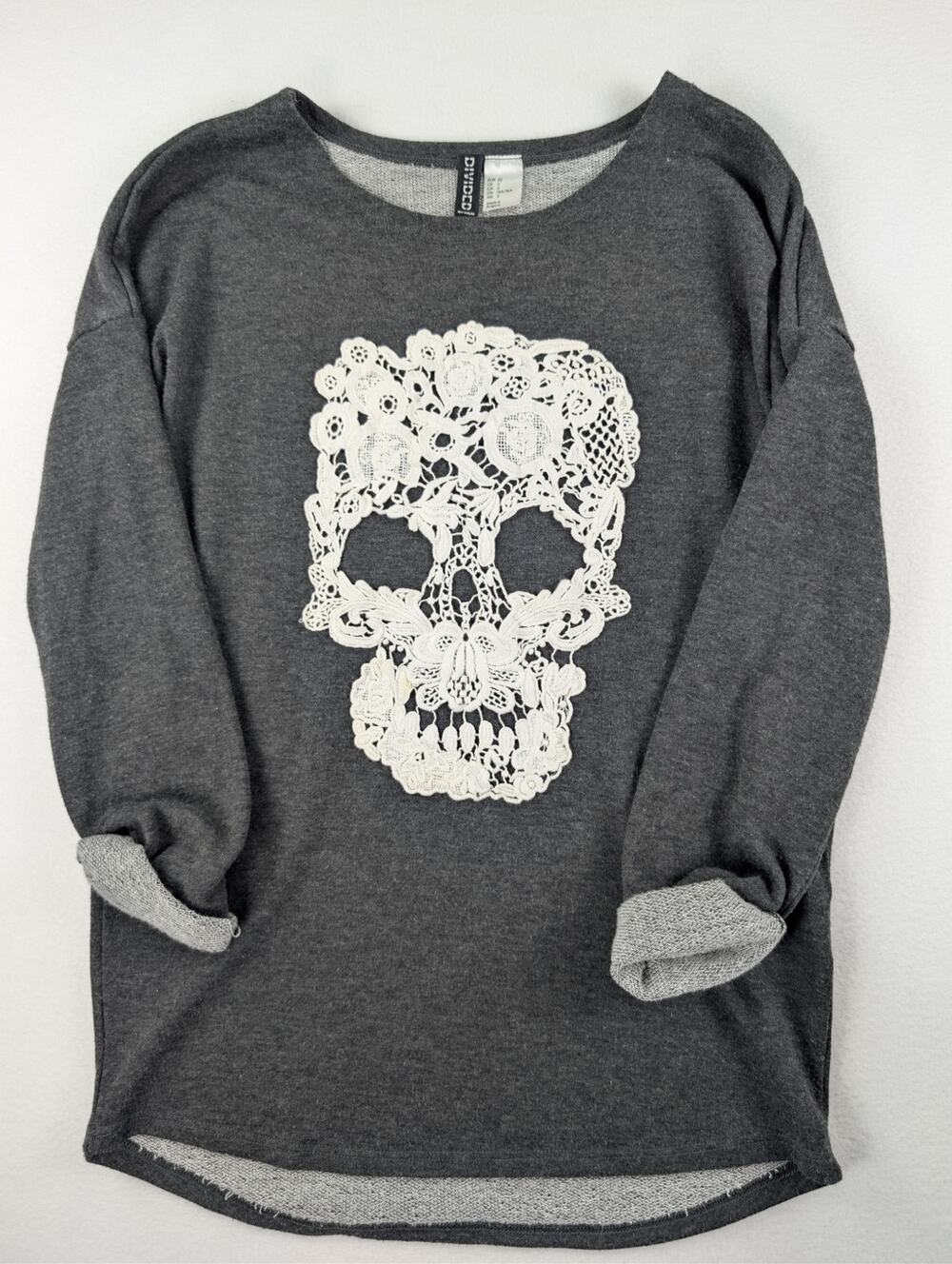 H&M Divided Lace Skull Sweatshirt Gray Goth Grunge Size 2